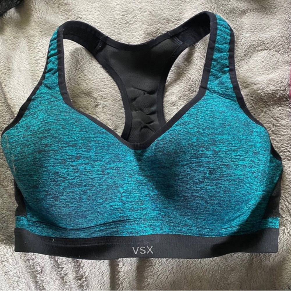 VS Sports bra